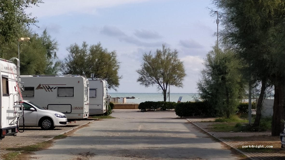 Park4night 60019 Senigallia 261 Lungomare Goffredo Mameli Park4night 60019 Senigallia 261 Lungomare Goffredo Mameli