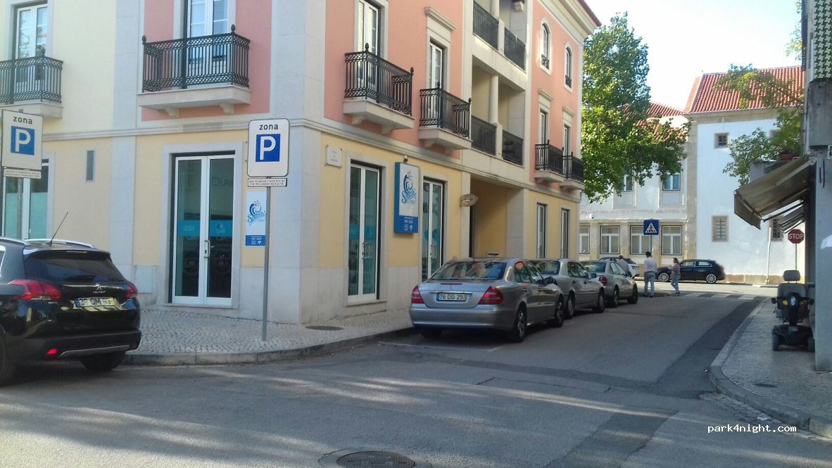 Tomar, 81 Avenida Doutor Cândido Madureira thumbnail 3