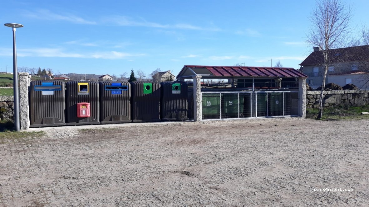 Pitões das Junias, 22 Avenida São Rosendo thumbnail 2