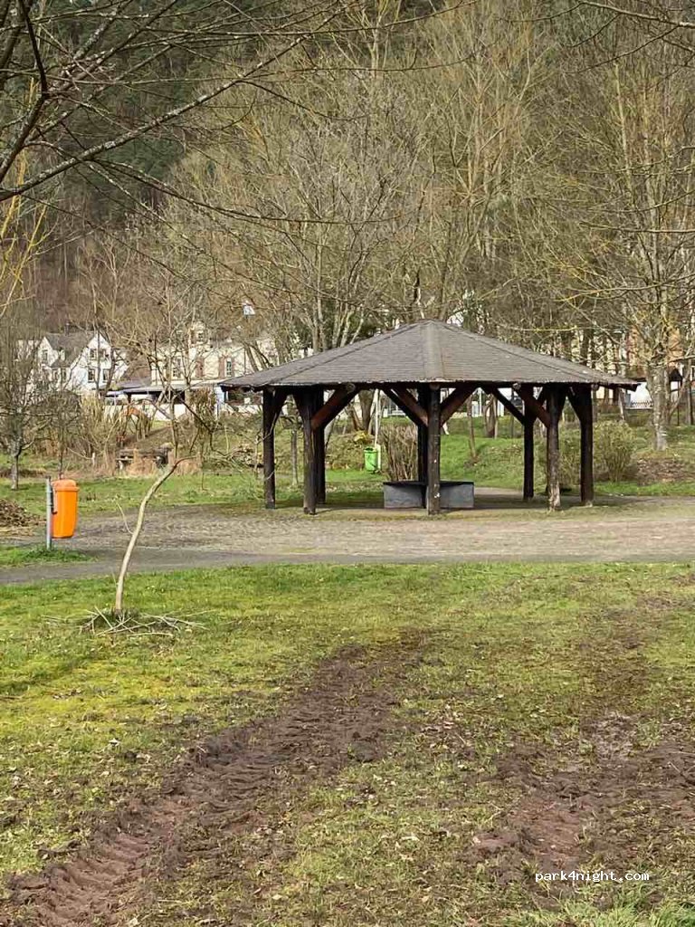 Parking jour et nuit, Münchweiler an der Rodalb, 10 Mühlstraße, , Germany