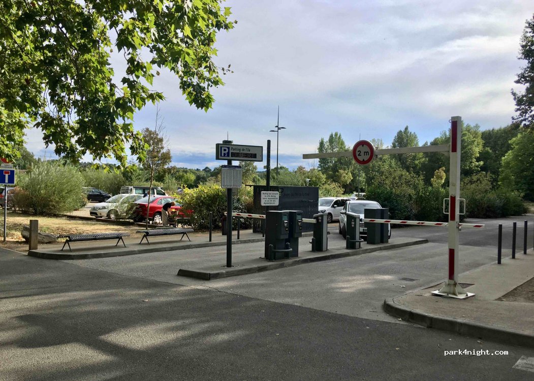 Discover Parking de délestage Carcassonne, a step by CaraMaps