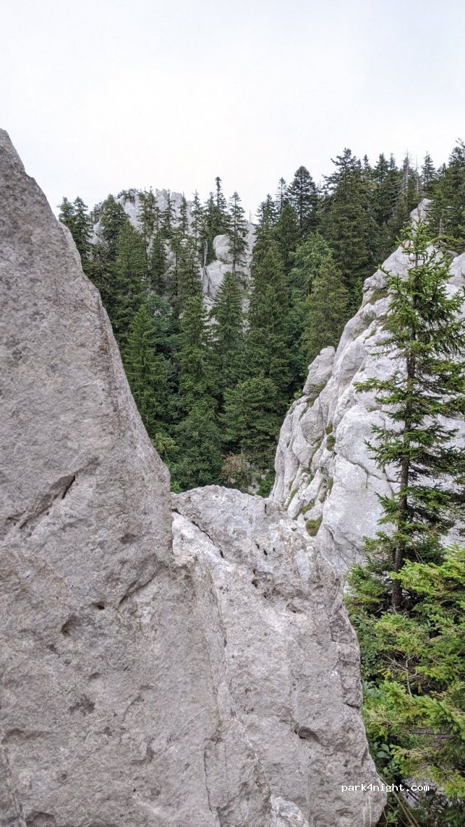Begovo Razdolje - Unnamed Road photo 2
