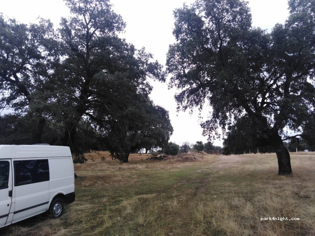 Parrillas - Camino de la Ermita