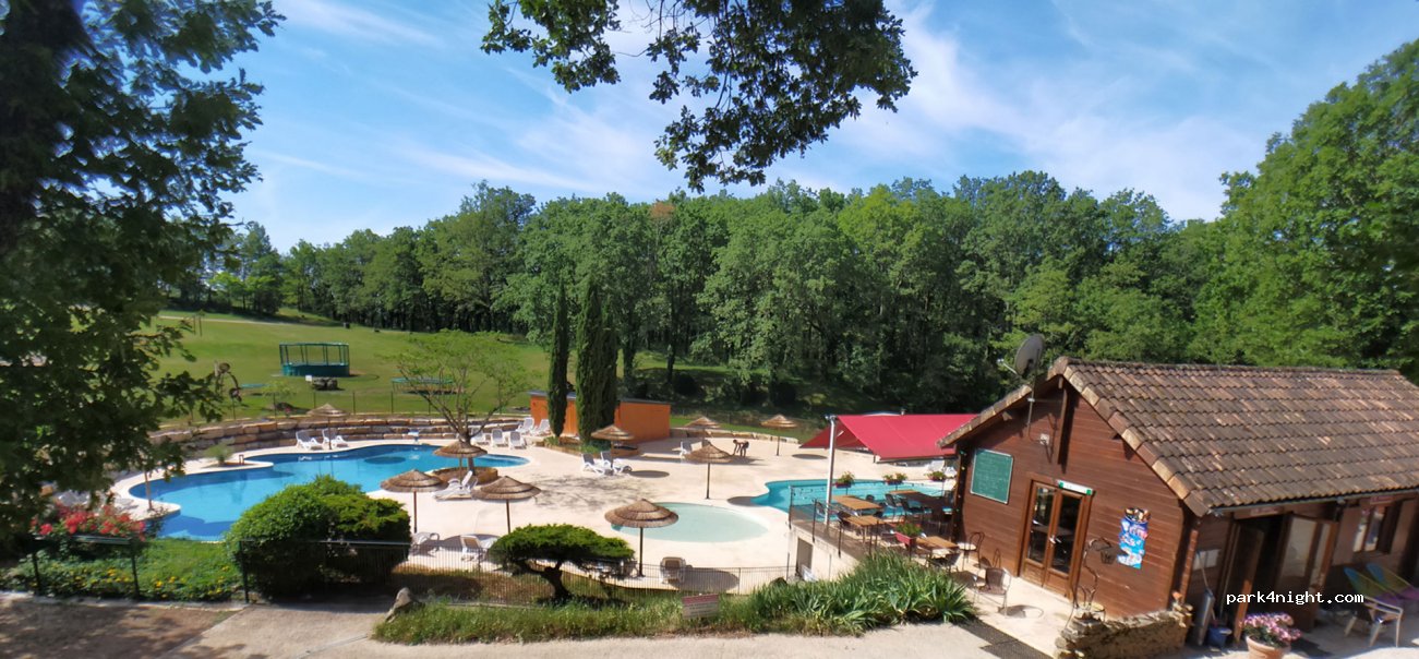 Camping, SaintCirqLapopie, Combel des Carboniers, Lot, France