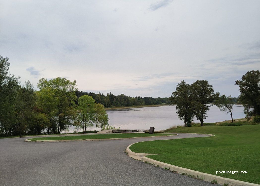 (P9A 2V3) Fort Frances - 1005 River Road West photo 2
