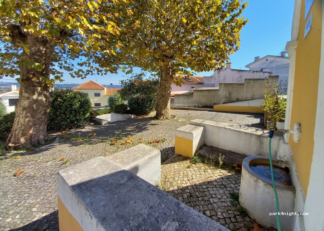 Salir do Porto, 4 Rua do Ultramar thumbnail 2