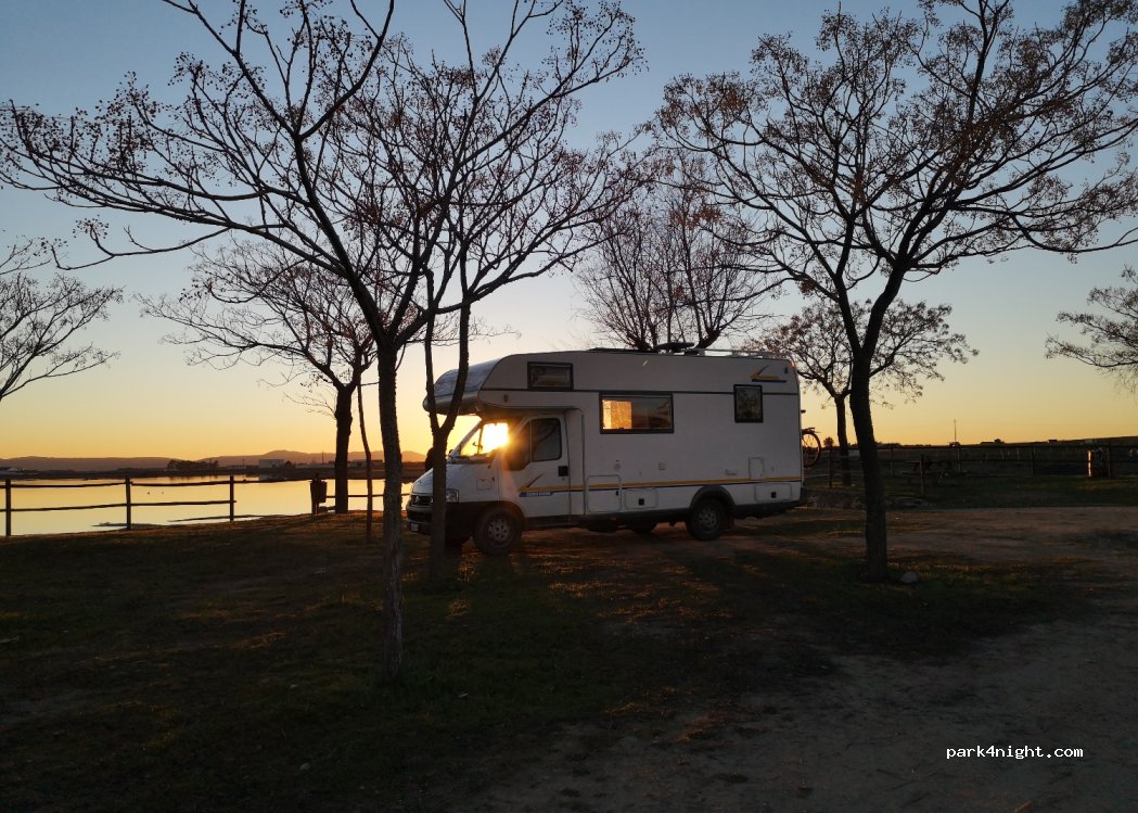 Arroyo de la Luz, 2 Lugar Valcajadillo thumbnail 3