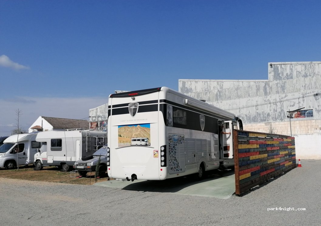 Parking Caravanas Pascual - Camping Empordà