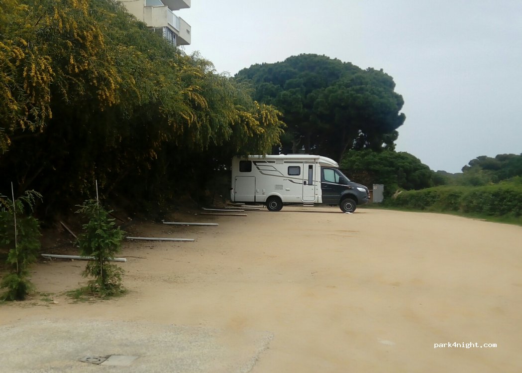 Caravanas Santiga : Tu parking de caravanas de siempre