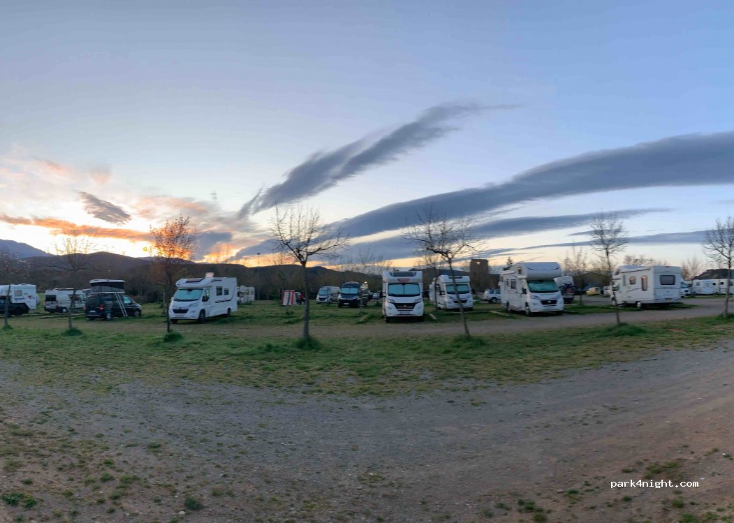 Parking para autocaravanas - M40 Autocaravanas