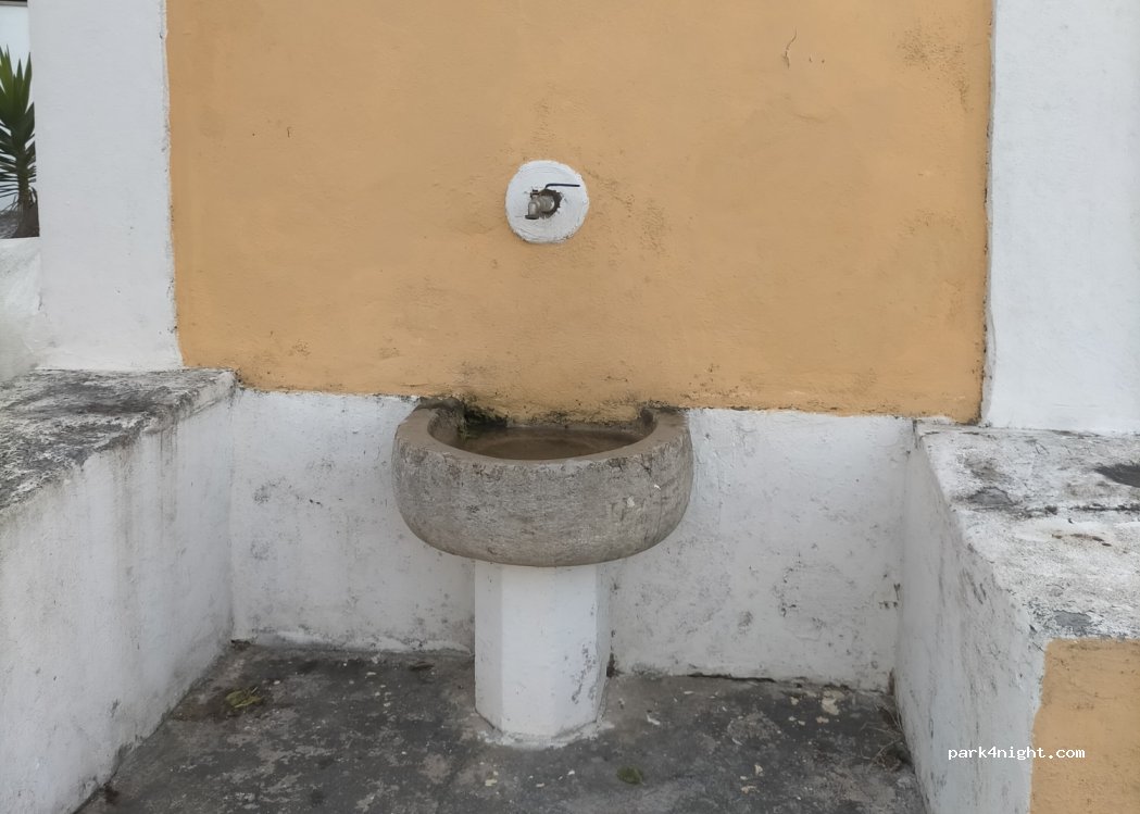 Salir do Porto, 10 Rua Padre Frazão - photo 1