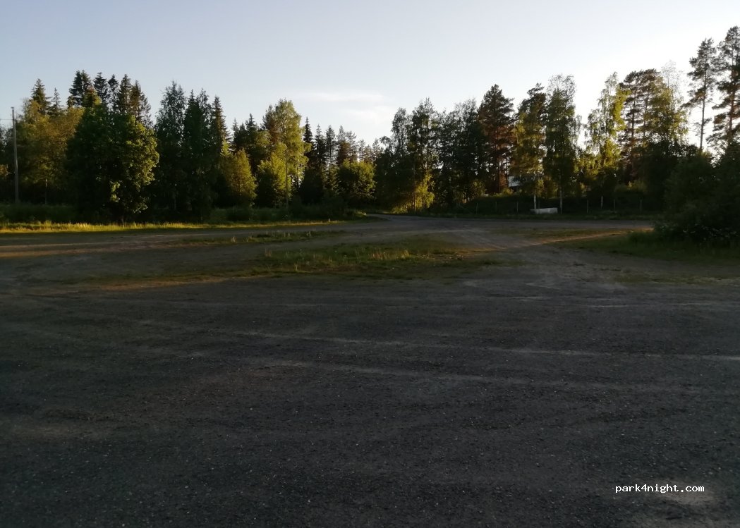 - 98 Itäkyläntie photo 3