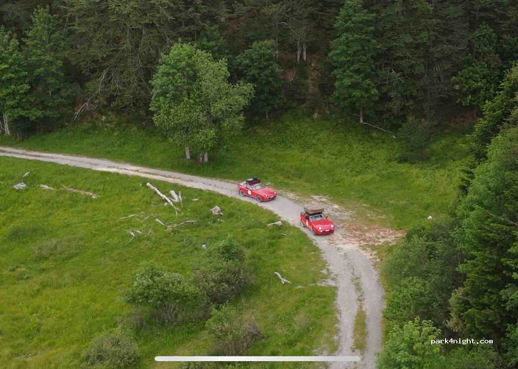 Begovo Razdolje - Unnamed Road photo 3