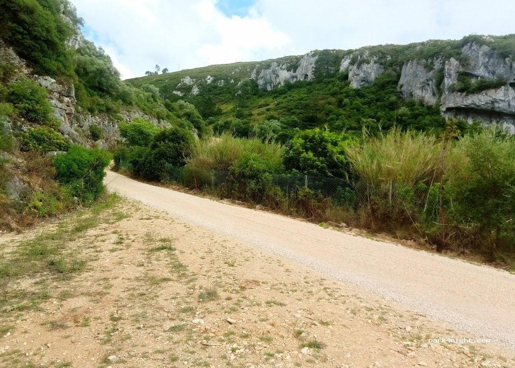 Reguengo do Fetal,R. do Malhadouro thumbnail 2